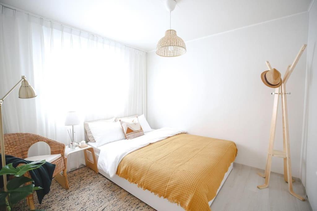 Sun House - Hongdae Arexstation15mins * Seoul