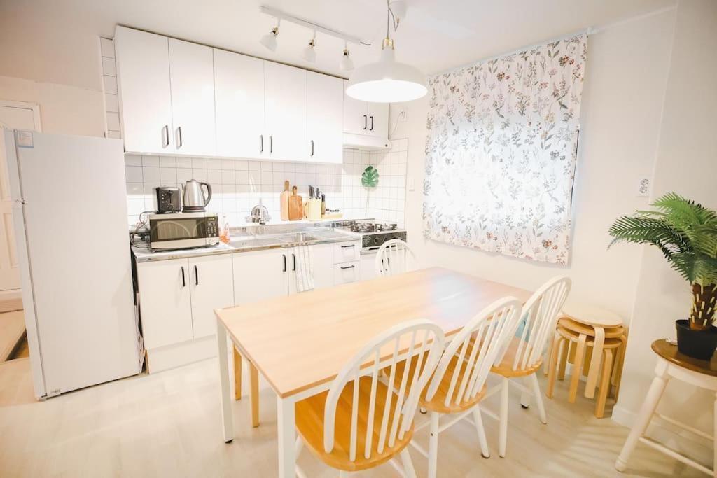 Apartment Sun House - Hongdae Arexstation15mins